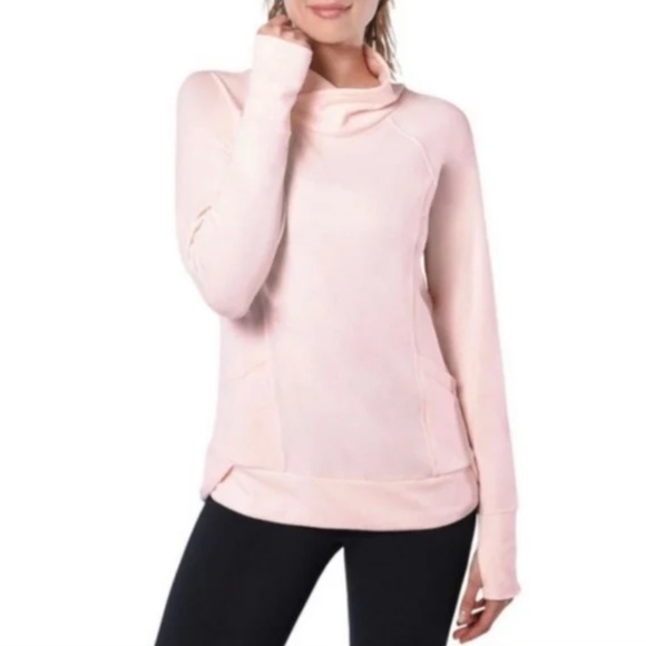 Yogalicious Light Pink Pullover - Picture 1 of 9